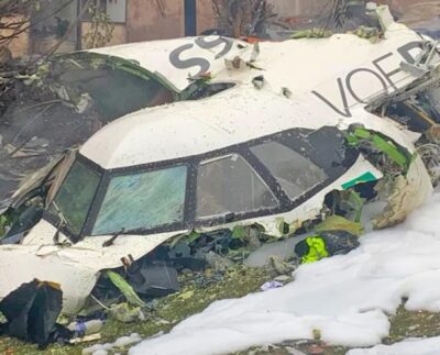 Aeronave ATR-72 siniestrada en Vinhedo El avión ATR-72-500 que se estrelló en Vinhedo había llegado a Brasil hace dos años bajo un contrato de arrendamiento. Aunque operaba para Voepass (anteriormente Passaredo), la aeronave, fabricada en 2010, no pertenecía a la compañía. Anteriormente había operado en Europa y su último operador fue una aerolínea en Indonesia.