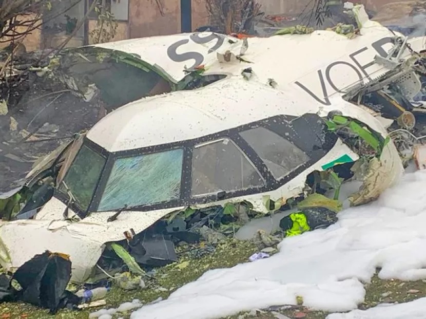 Aeronave ATR-72 siniestrada en Vinhedo El avión ATR-72-500 que se estrelló en Vinhedo había llegado a Brasil hace dos años bajo un contrato de arrendamiento. Aunque operaba para Voepass (anteriormente Passaredo), la aeronave, fabricada en 2010, no pertenecía a la compañía. Anteriormente había operado en Europa y su último operador fue una aerolínea en Indonesia.