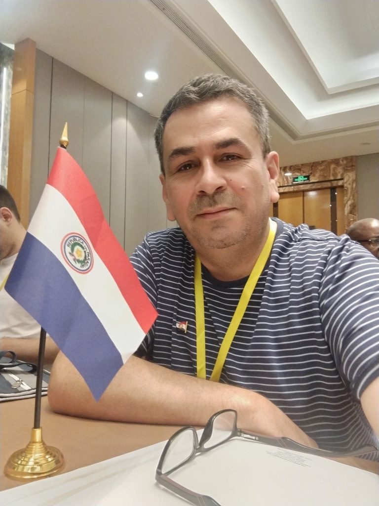 Isidro Morel participa en seminario sobre gobernanza en China